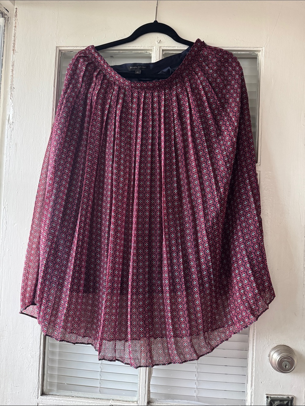 Banana Republic Burgundy Pleated A-Line Skirt with Geometric Print